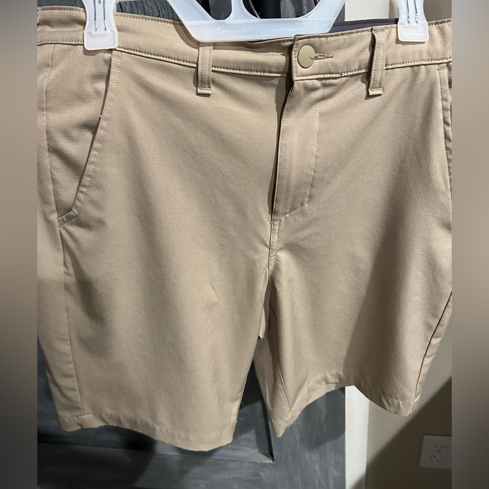Men's Khaki shorts -soft polyester
